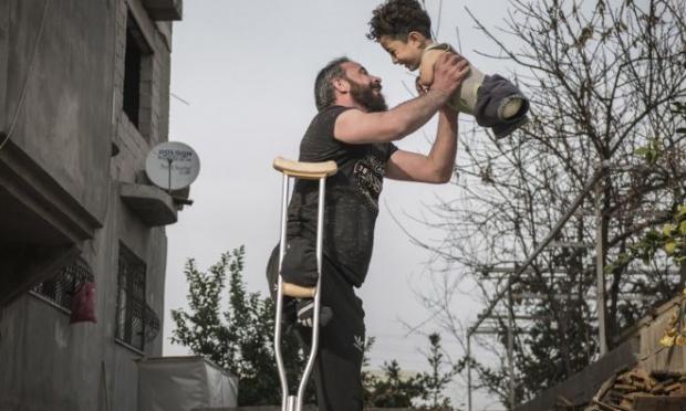 Ο μεγάλος νικητής του διαγωνισμού, Mehmet Aslan. Η φωτογραφία του έχει τίτλο "Hardship of Life"