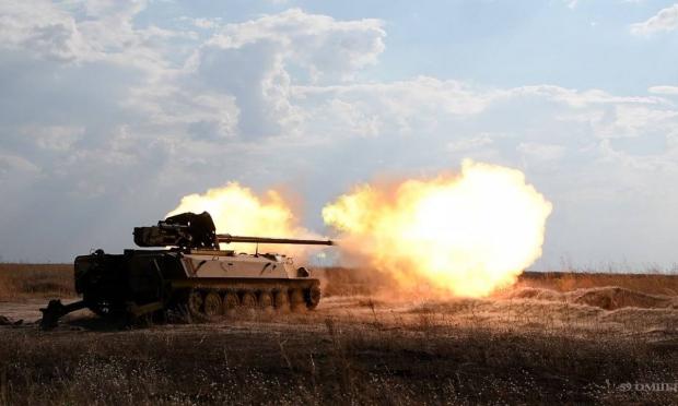 MT-LB με MT-12 Rapira στην 59η μηχανοποιημένη ταξιαρχία
