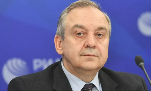 Μουράντοφ