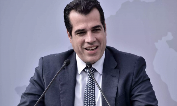 Πλεύρης