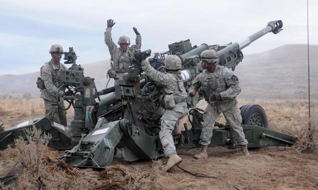 M777