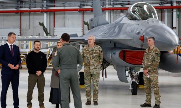 Ζελένσκι με F-16