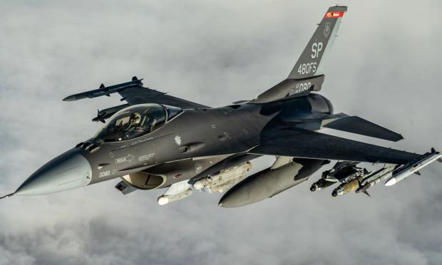 F-16 Fighting Falcon
