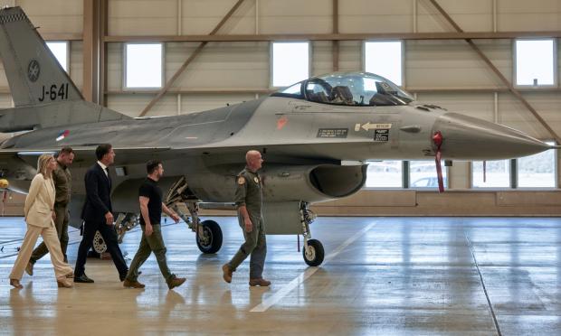 F-16 Fighting Falcon