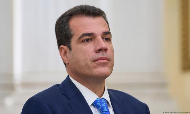 Πλεύρης
