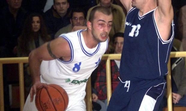 Βασίλης Μπανακάκης