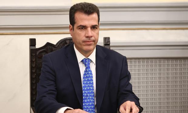 Πλεύρης