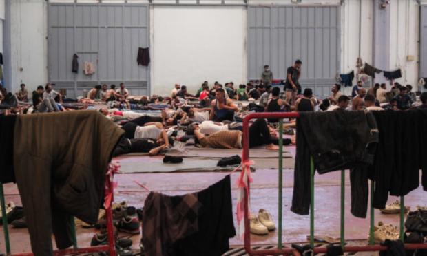 Πρόσφυγες και μετανάστες 