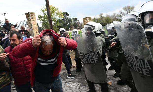 Ανησυχία στην Κρήτη μετά τις καταγγελίες για τραυματισμούς αγροτών.