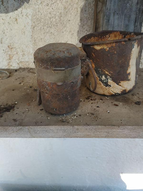 πολεμικό υλικό σπίτι κατάσχεση