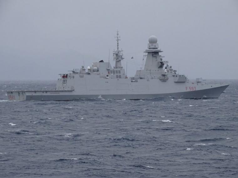 ελληνικη φρεγατα