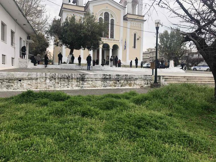 Αγία Τριάδα Αγρινίου