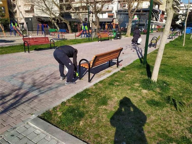 Κατερίνη, Παγκάκια