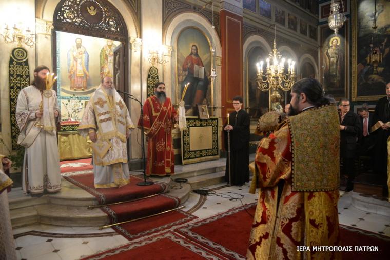  Ἱερὸ Μητροπολιτικὸ Ναὸ Εὐαγγελιστρίας Πατρῶν.