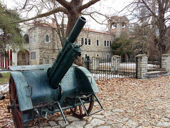 Μονή της Αγίας Λαύρας
