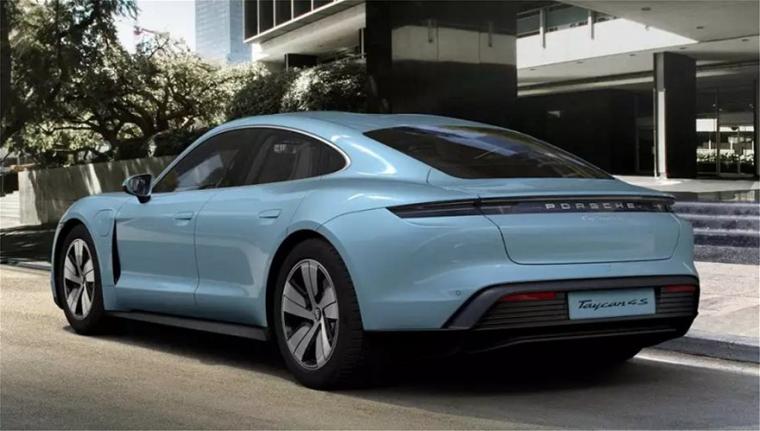 Porsche Taycan Turbo S