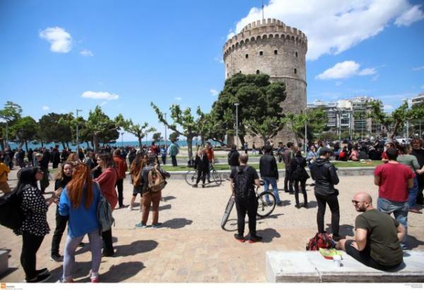 Καλλιτέχνες στη Θεσσαλονίκη