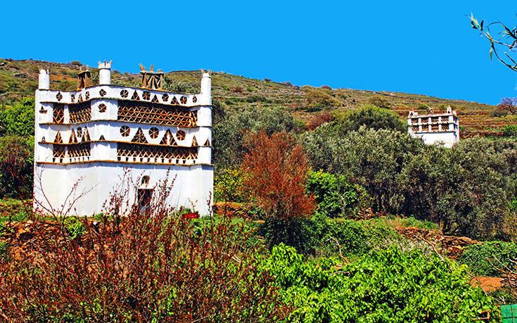 Περιστεριώνες της Τήνου
