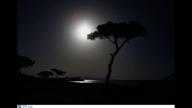 δακτυλιοειδή έκλειψη Ηλίου