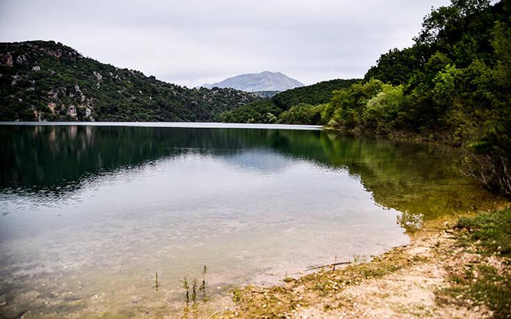 Λίμνη Ζηρού