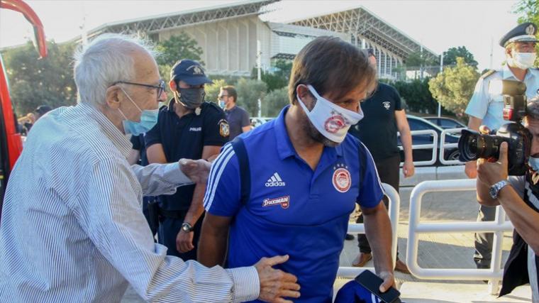 Ολυμπιακός ΑΕΚ
