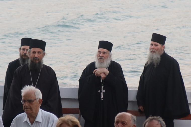 Παναγία Θεοσκέπαστη στην Άνδρο