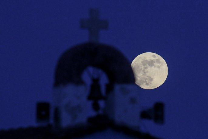 Πανσέληνος της Φράουλας