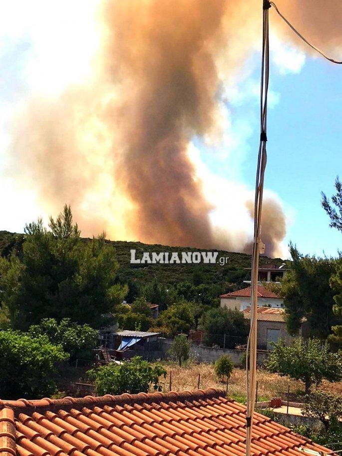 Φωτιά στο Μαρτίνο