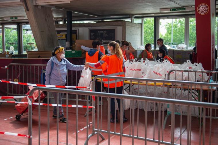 Γενευη Ελβετίας δωρεάν φαγητό σε μια από τις πλουσιότερες πόλεις του κόσμου