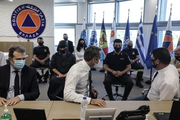 Μητσοτάκης στη Πολιτική Προστασία