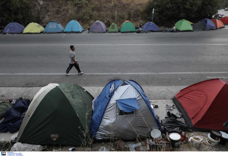 μετανάστες στη Λέσβο