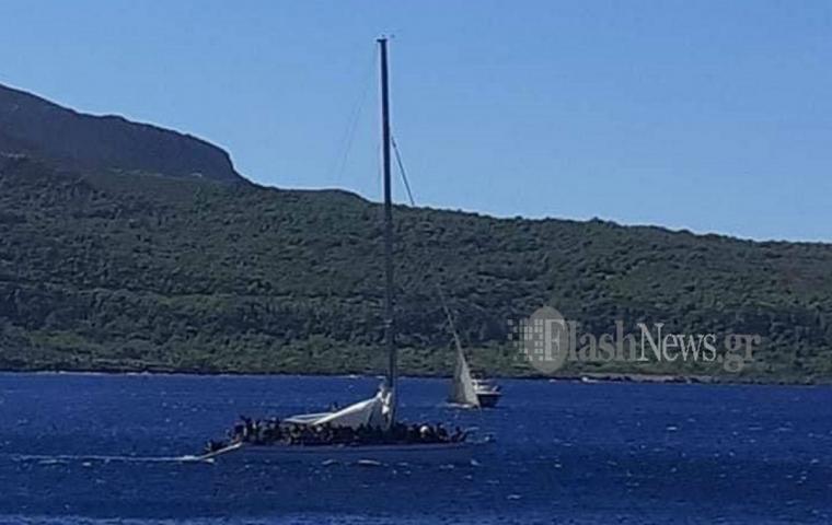 σκάφος με μετανάστες