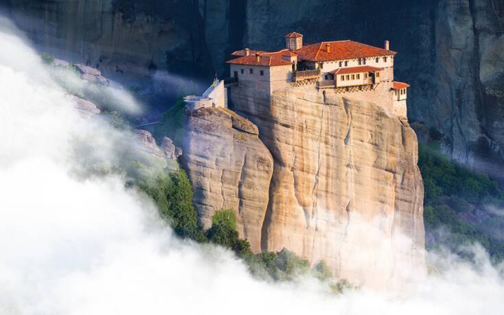 Μετέωρα στην ομίχλη