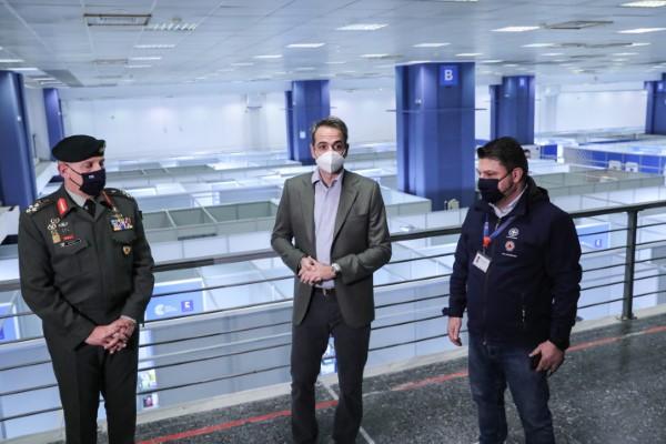 Μητσοτάκης από το Mega Εμβολιαστικό Κέντρο