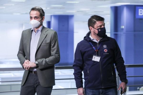 Μητσοτάκης από το Mega Εμβολιαστικό Κέντρο