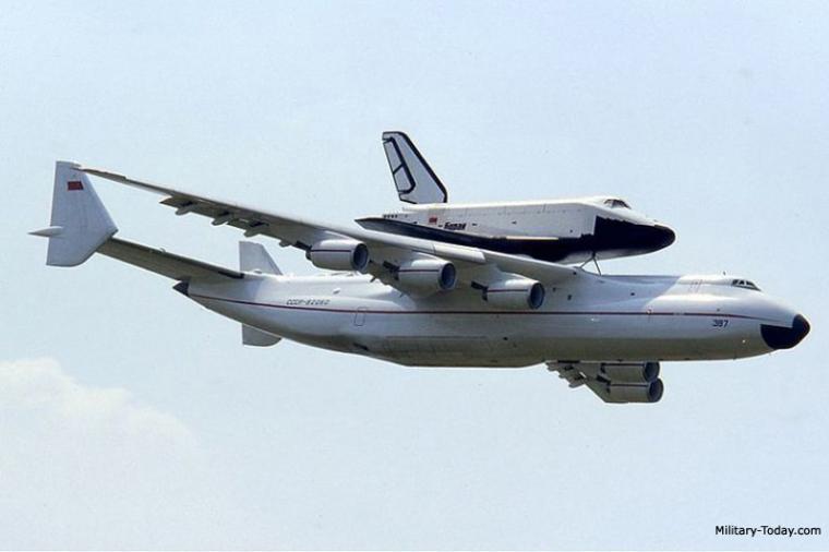 An-225 