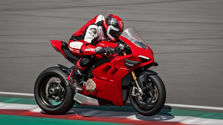 Panigale V4