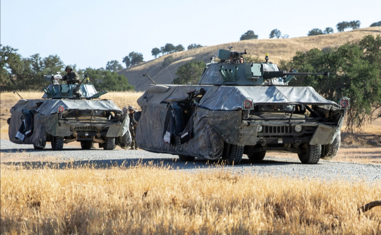 Humvee μετατροπή σε BTR-90