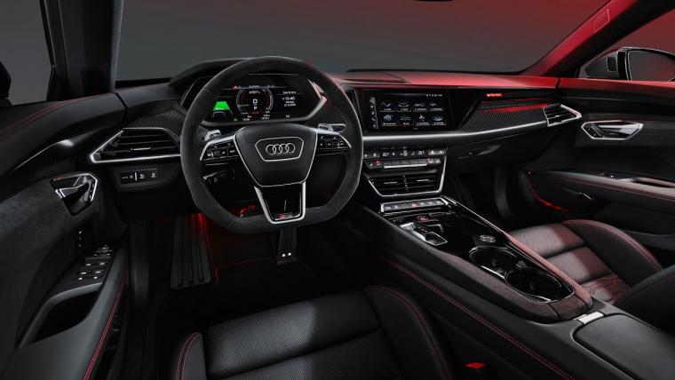 2022 Audi RS e-tron GT 