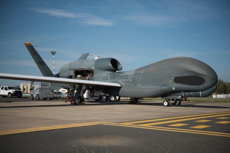 RQ-4 RangeHawk 