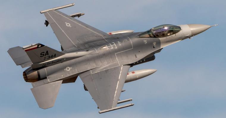 F-16 Fightning Falcon