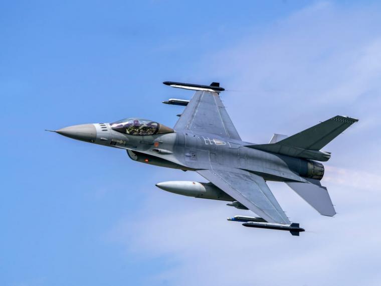 F-16 Fightning Falcon
