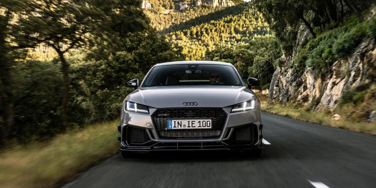 TT RS Iconic Edition