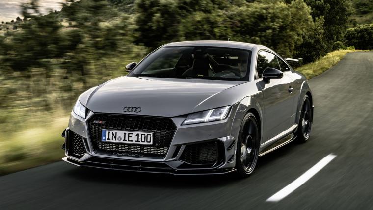 TT RS Iconic Edition