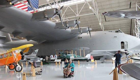 Hughes H-4 Hercules Spruce Goose