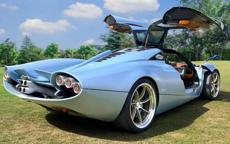 Pagani Huayra Codalunga