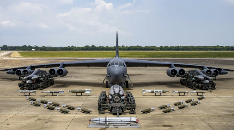 B-52 Stratofortress 