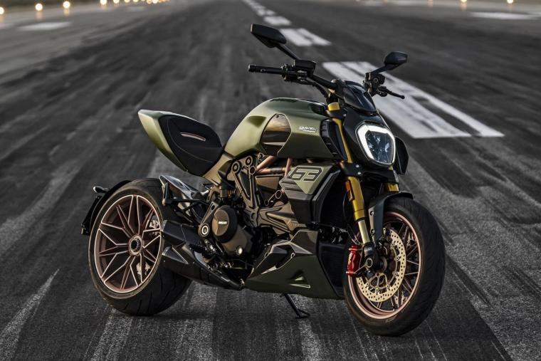 Ducati Diavel 1260 Lamborghini 19