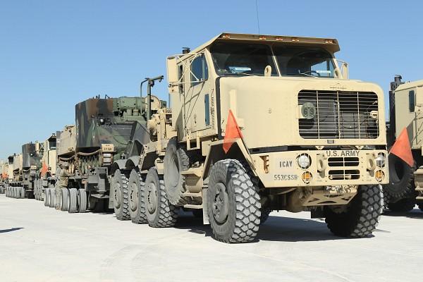 Oshkosh M1070