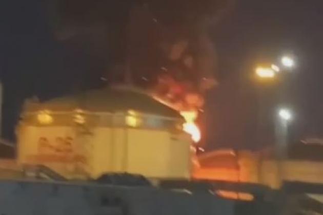 φωτιά σε δεξαμενή καυσίμου στο ρωσικό λιμάνι Taman της περιφέρειας Κρασνοντάρ